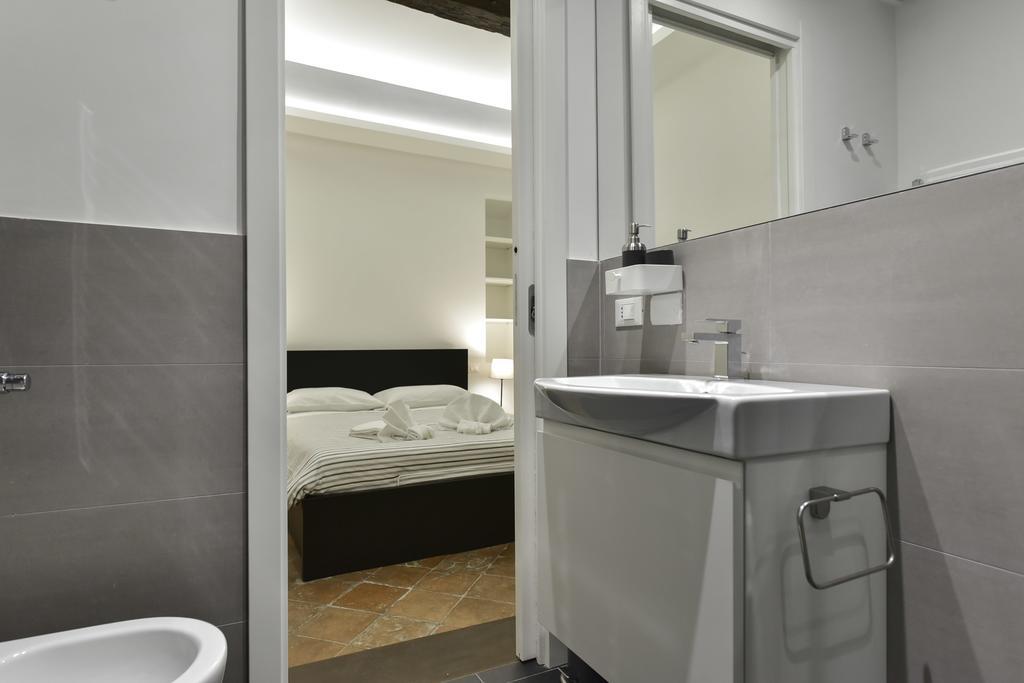 Campo De' Fiori Brand New Apartment โรม ภายนอก รูปภาพ