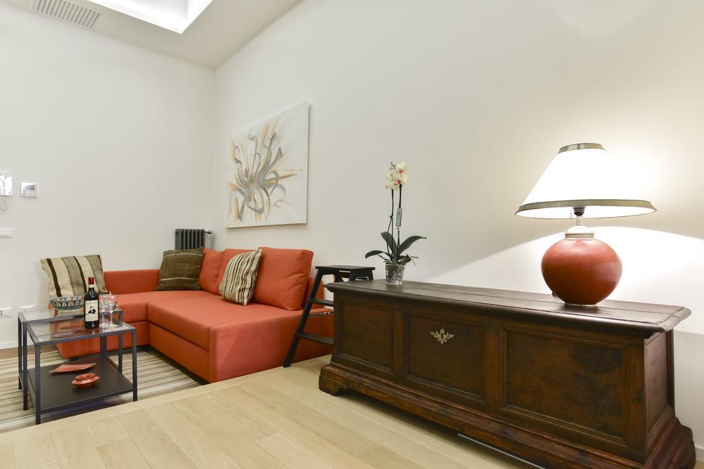 Campo De' Fiori Brand New Apartment โรม ภายนอก รูปภาพ