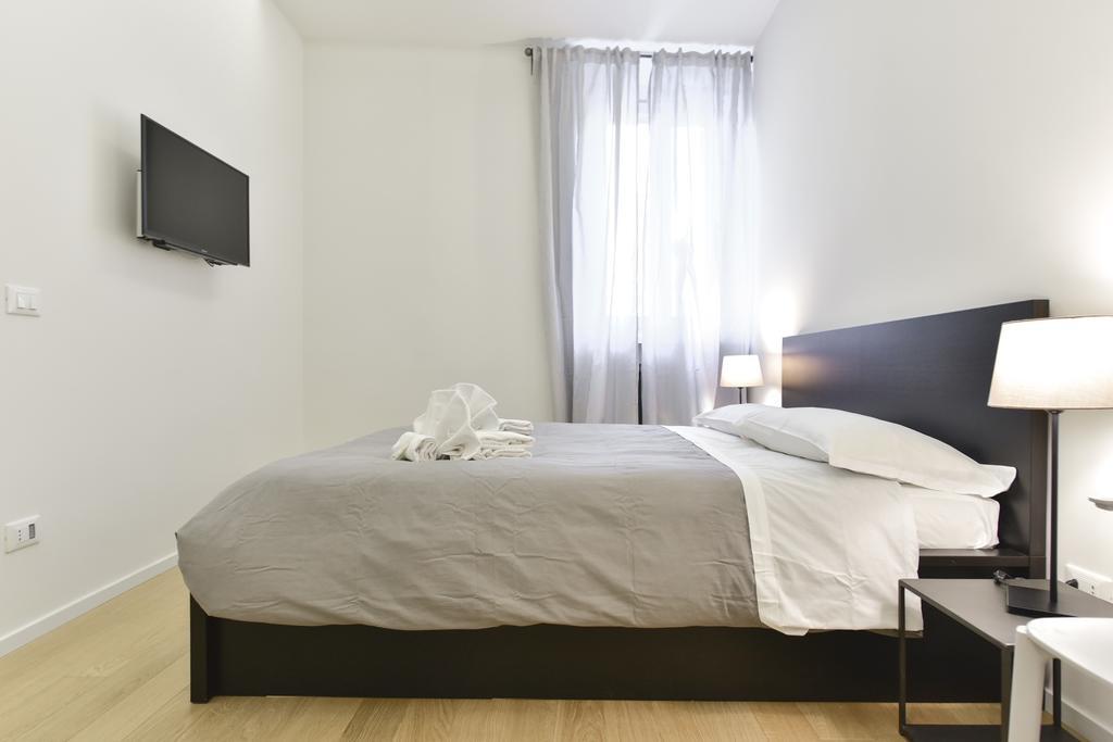 Campo De' Fiori Brand New Apartment โรม ภายนอก รูปภาพ